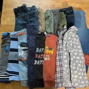 Bundle of Fall/Winter clothes